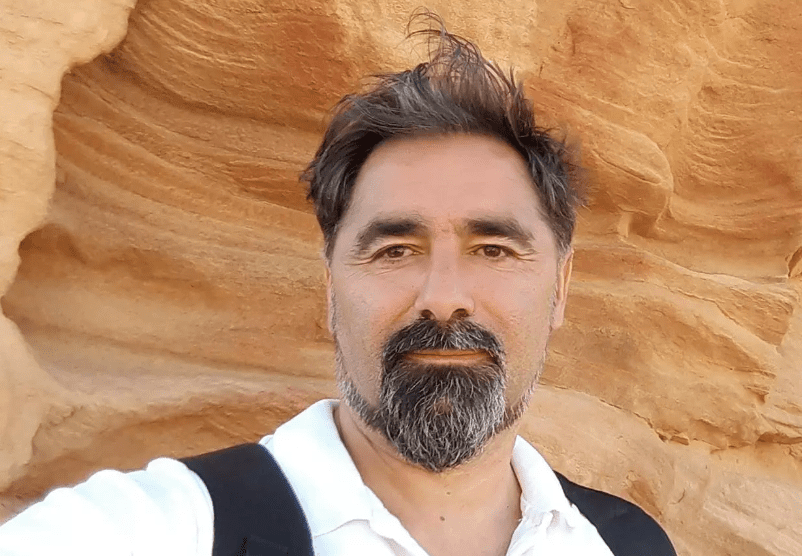 Vdes në moshën 55-vjeçare Astrit Dushi, figurë e njohur e mediave në Kosovë