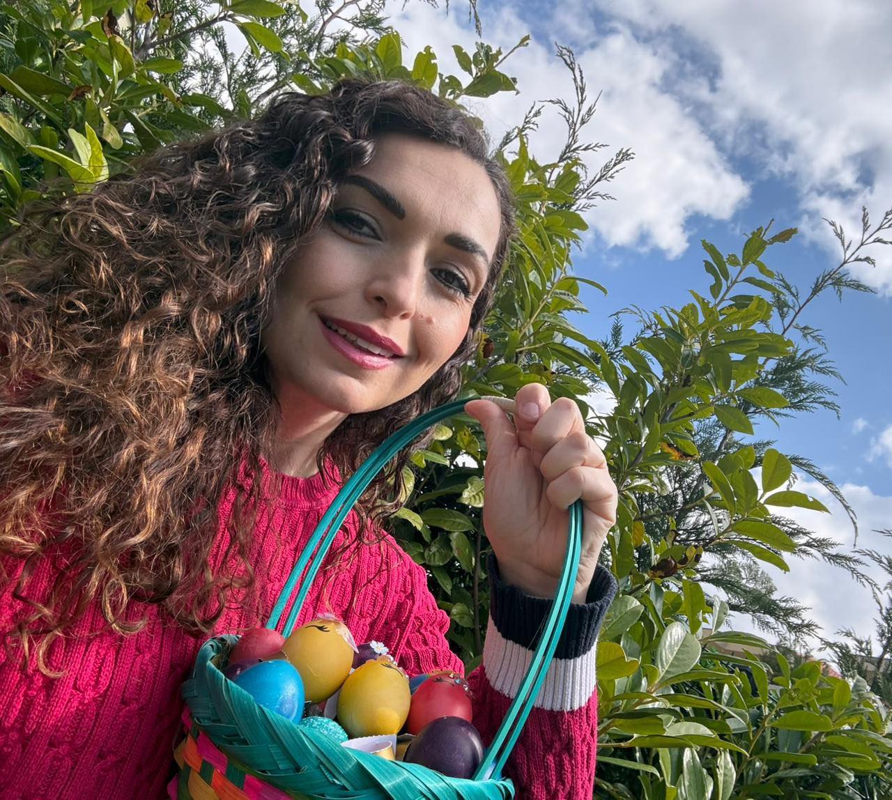“Për shumë mot Pashkët, të dashur vëllezër e motra”