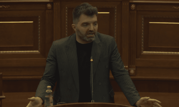 Sadiku i LDK-së: Në Kuvend nuk janë vetëm Lëvizja Vetëvendosje dhe Lista Srpska