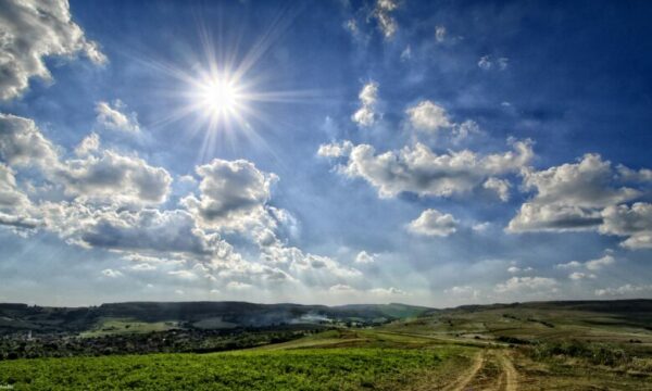Mot me diell nesër, temperaturat deri në 23 gradë