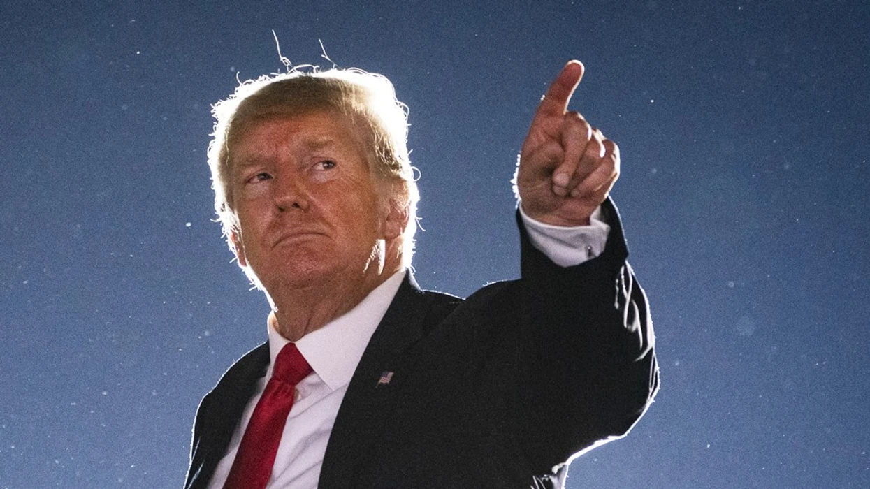 Trump thotë se ka urdhëruar Marinën që të qëllojë dhe të shkatërrojë anijet iraniane që po vendosin mina në Ngushticën e Hormuzit