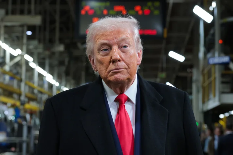 Trump thotë se ka të ngjarë të vendosë deri të dielën nëse do të rifillojë luftën me Iranin