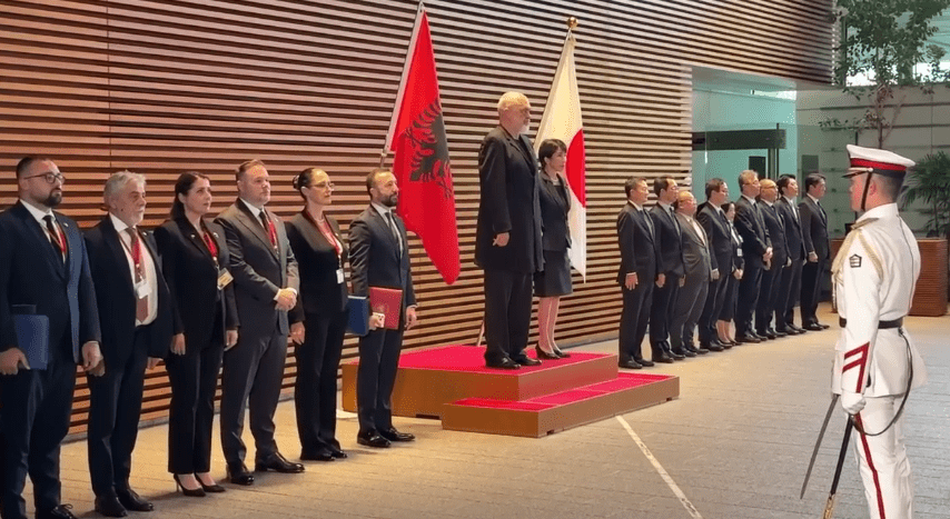 Rama pritet me ceremoni zyrtare në Tokio nga homologia Takaichi