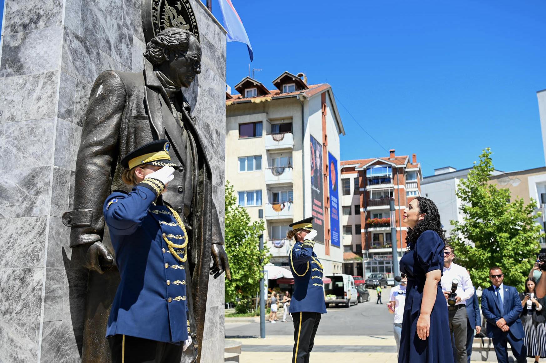 “Rugovizmi jeton dhe mbetet udhërrëfyes për Kosovën”