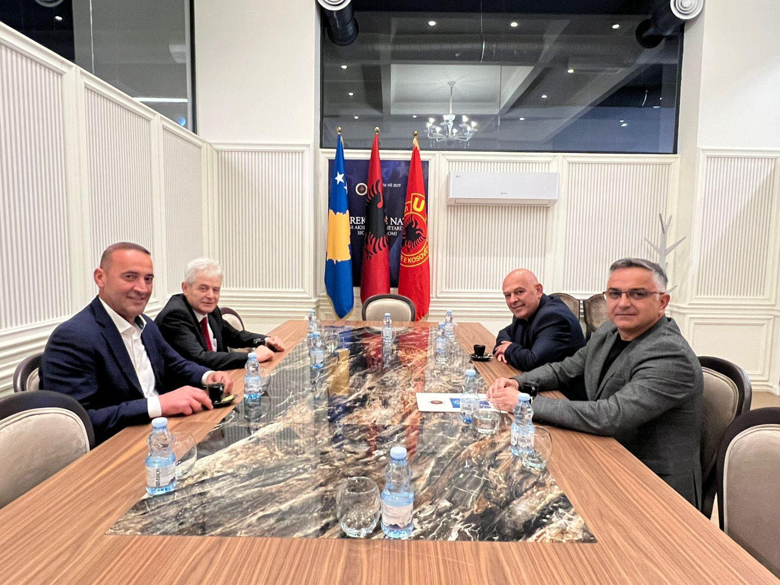 AAK pas takimit me Ali Ahmetin: Diskutuam për zhvillimet e fundit politike në Kosovë dhe rajon