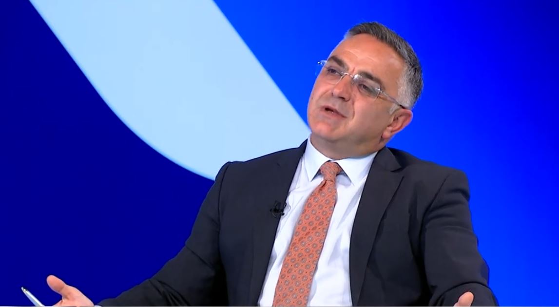 Tahiri: Ardian Gjini i duhet Kosovës, është kandidati më i duhur për kryeministër