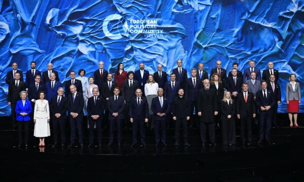 Publikohet foto nga Samiti i Komunitetit Politik Evropian në Jerevan, edhe Kurti aty