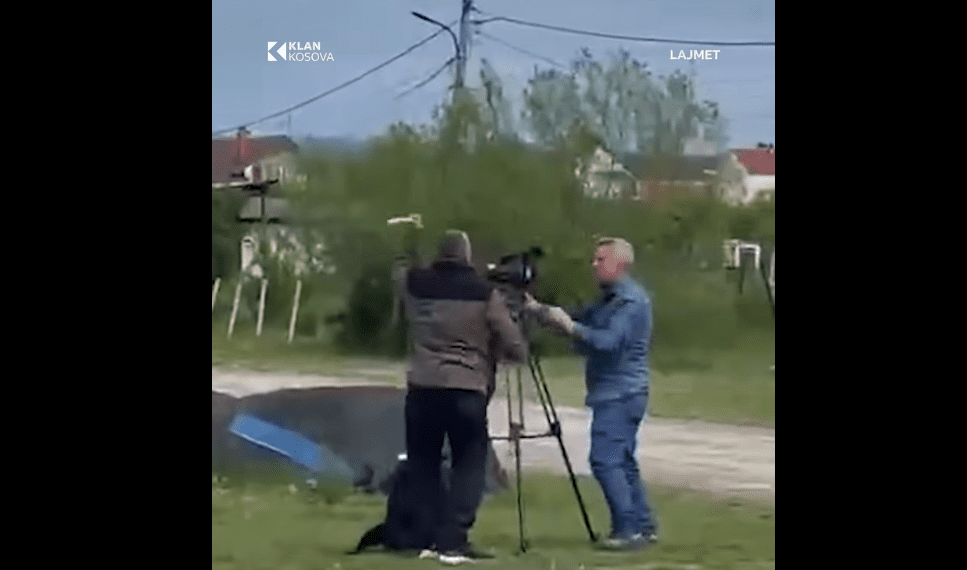 Rasti i foshnjës në Ferizaj, sulmohet ekipi i Klan Kosovës 