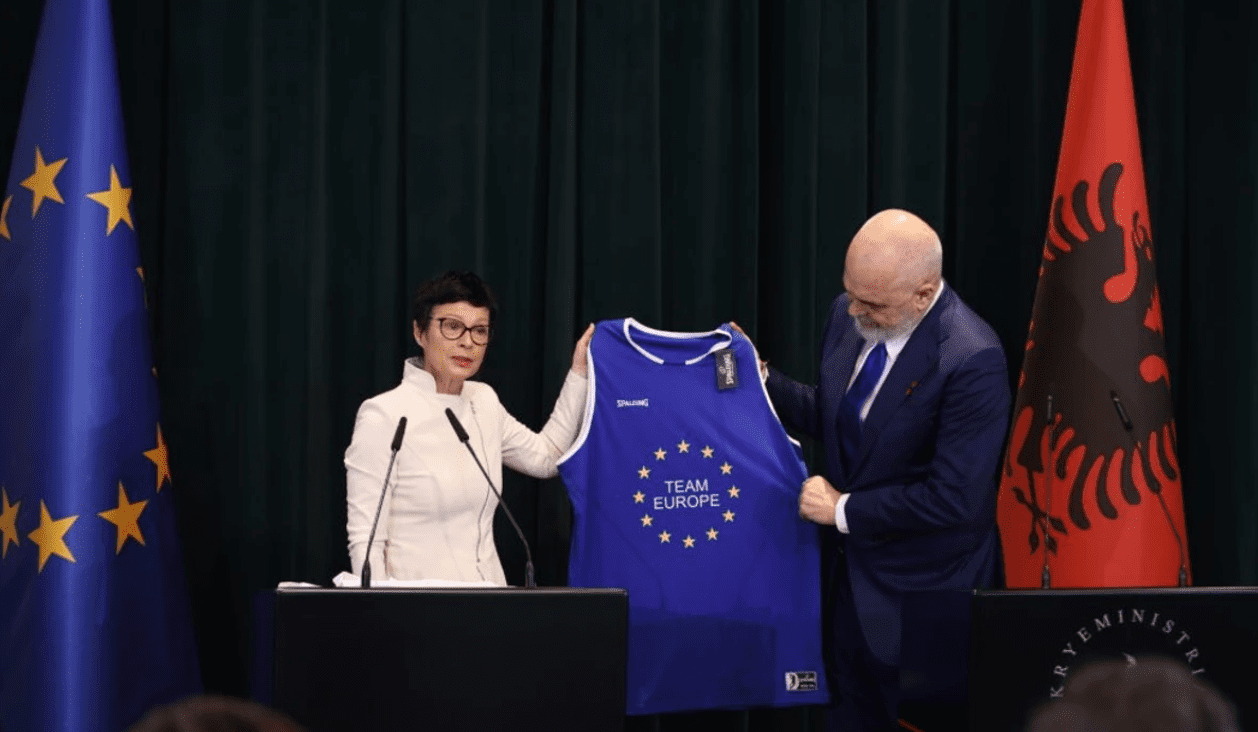 Kos: Shqipëria ‘basti im’ – Integrimi në BE brenda mandatit tim
