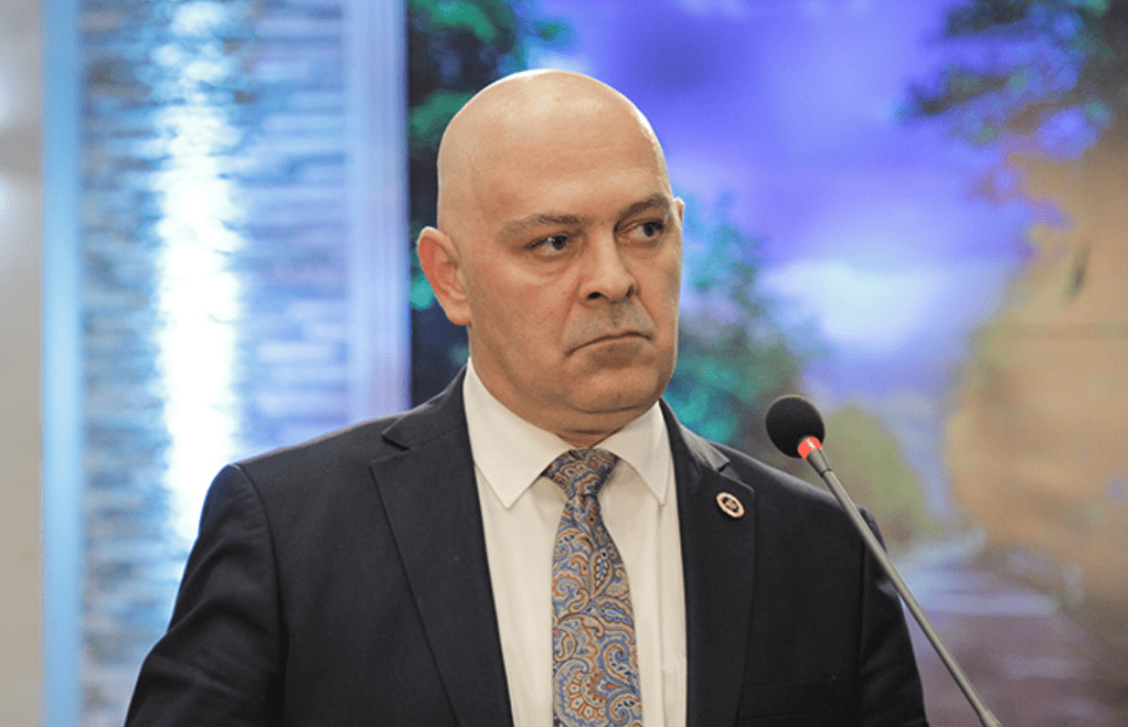 Gjini: Është kurth të lidhim çdo gjë me Serbinë