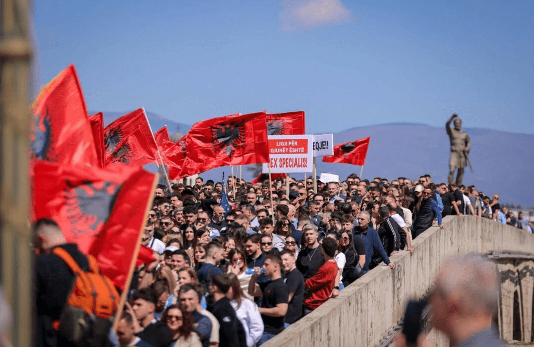 Sot në Shkup, studentët shqiptarë mbajnë protestën e dytë për gjuhën