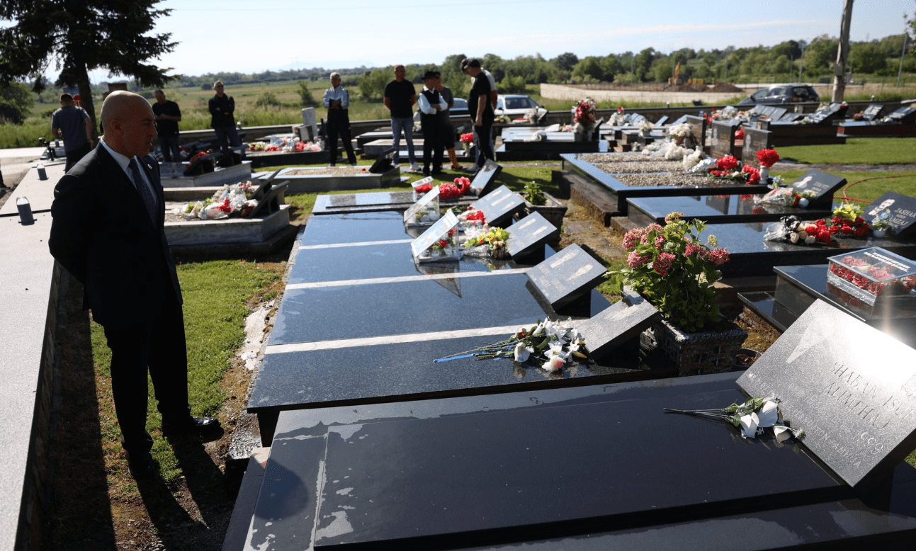 Haradinaj përkujton masakrën e Lybeniqit: Sakrifica e martirëve, obligim për drejtësi