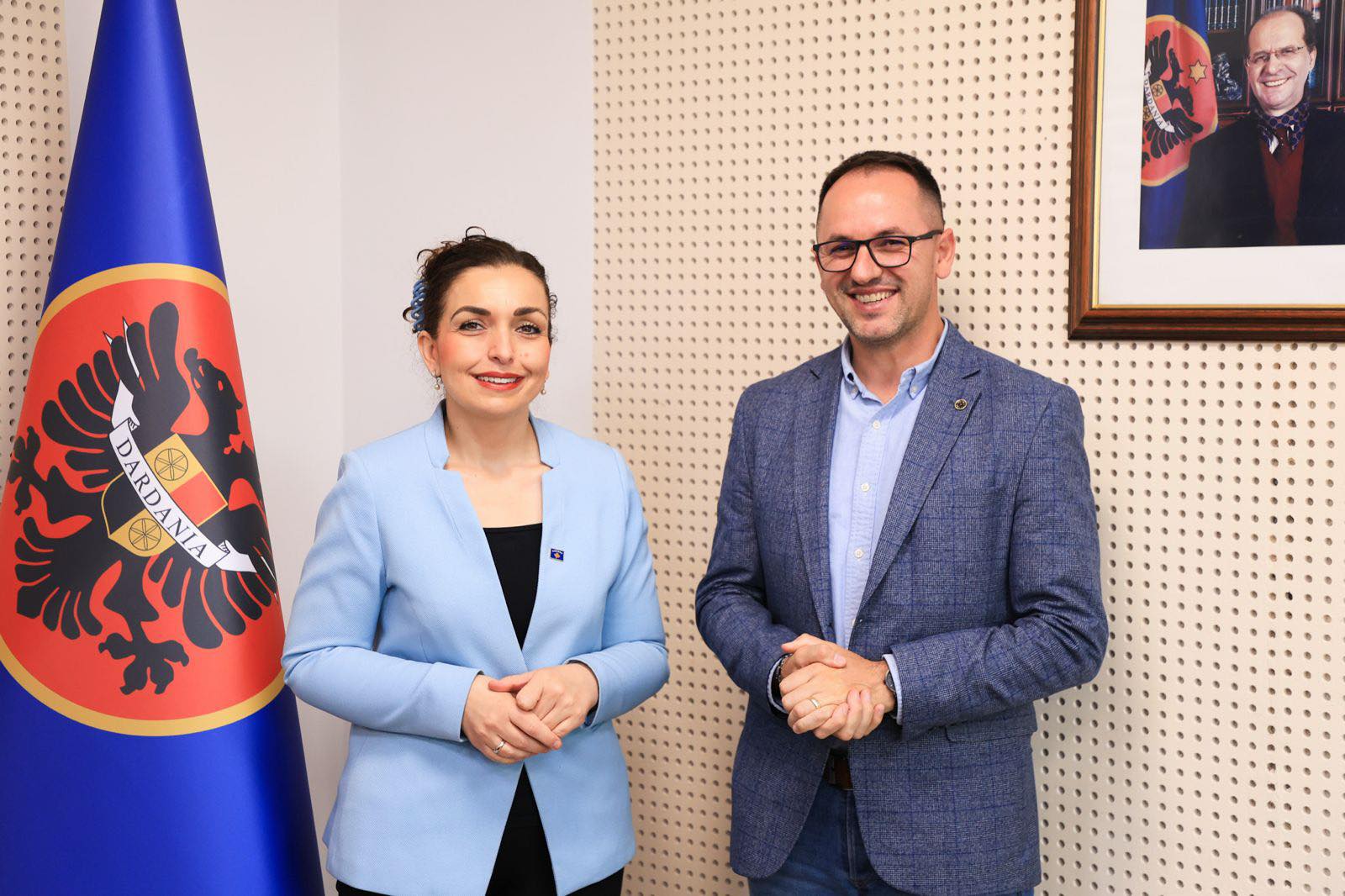Besim Kodra i bashkohet listës së Vjosa Osmanit