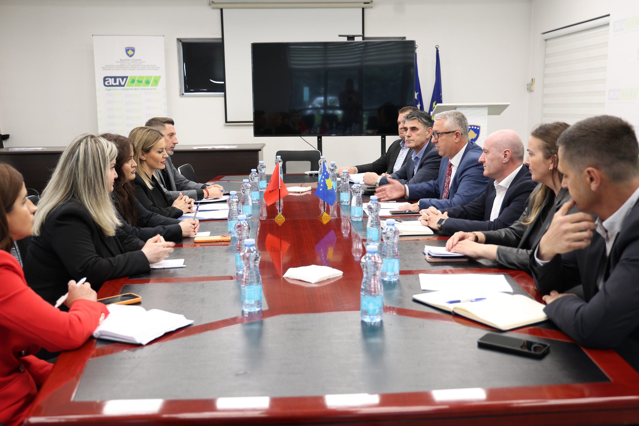 Kosova dhe Shqipëria bien dakord për lehtësimin e tregtisë ushqimore sipas praktikave të BE-së