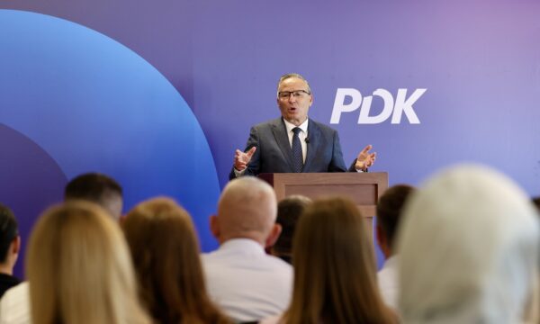 Hamza: Qeverisjen tonë e dorëzuam me Kosovën shtet të pavarur e institucione stabile – gjashtë vitet e fundit sollën regres