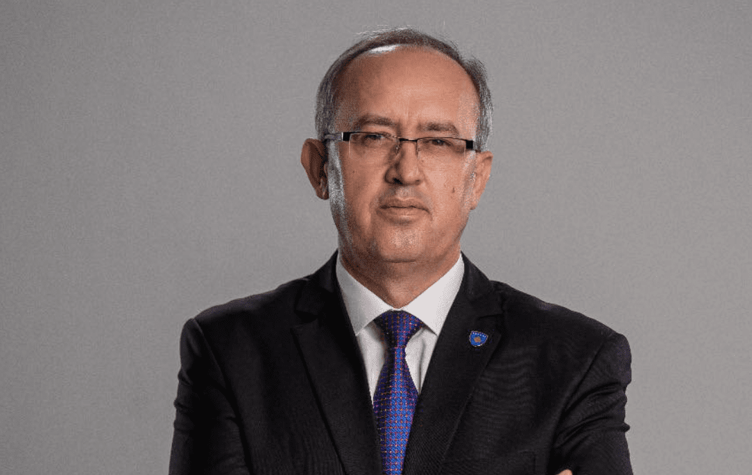 Hoti: Mbështetja masovike e diasporës është vendimtare për rikthimin e përgjegjësisë shtetërore