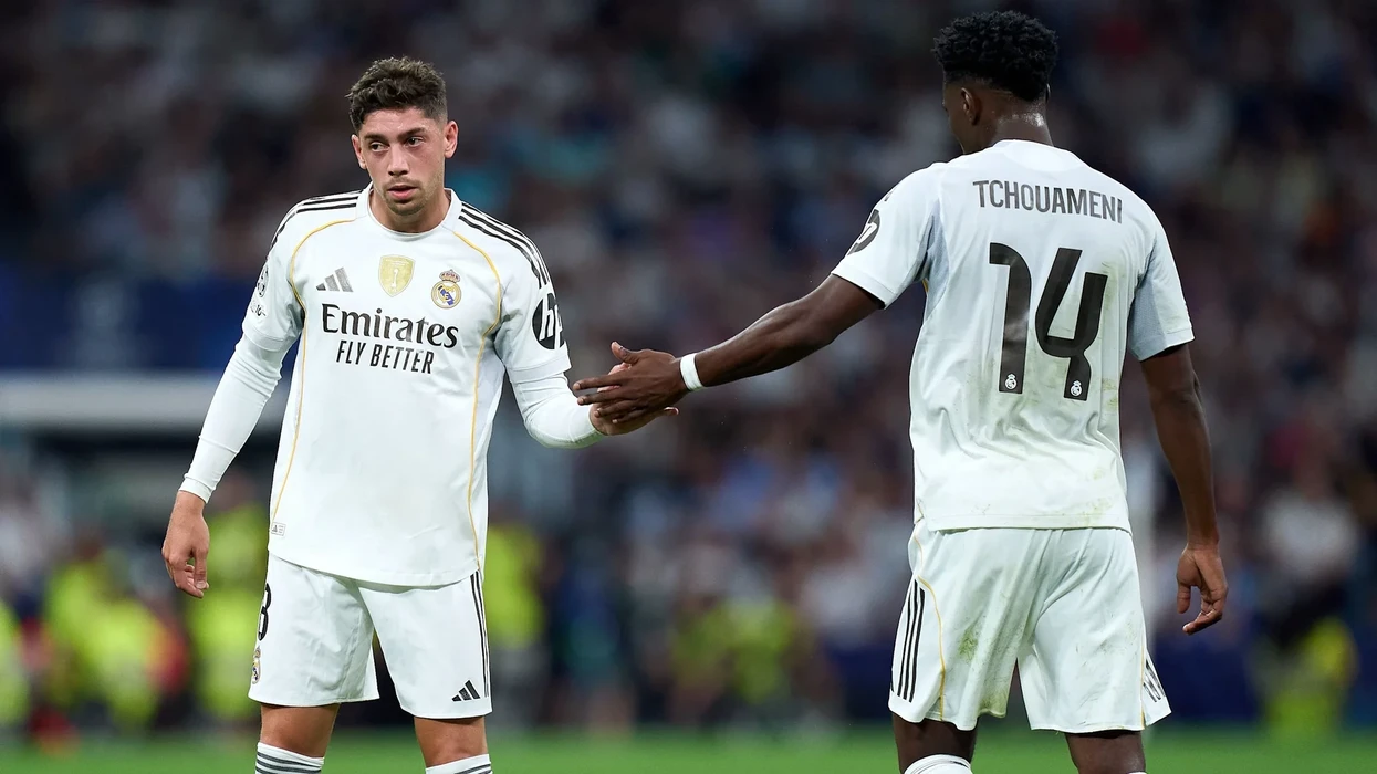 Real Madridi reagon për herë të parë pas përplasjes së Valverdes me Tchouamenin