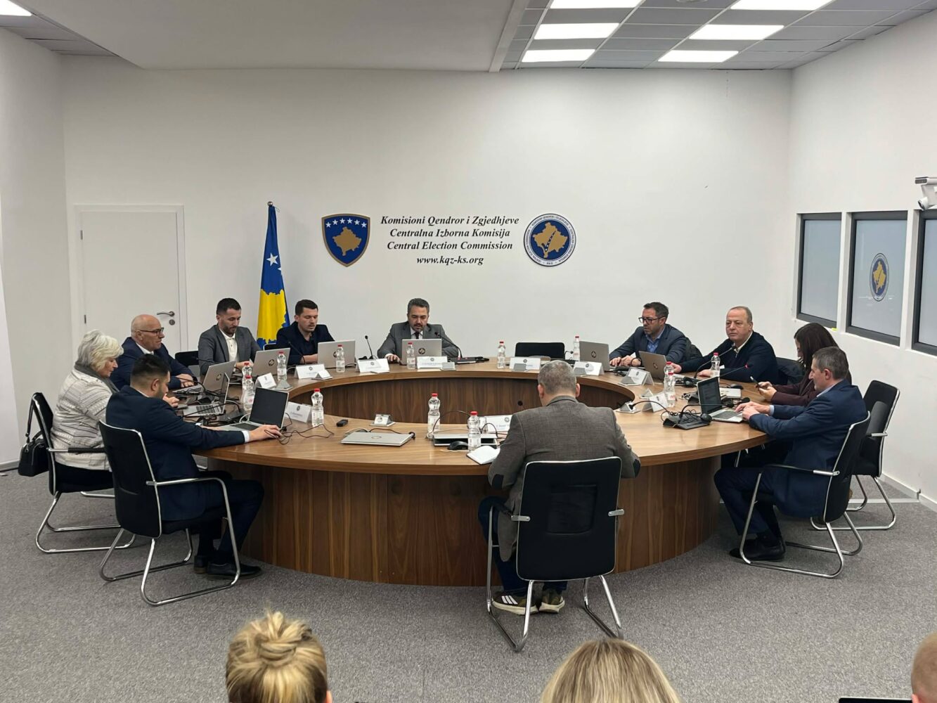 KQZ miraton adresat e kutive postare për votim në 22 shtete