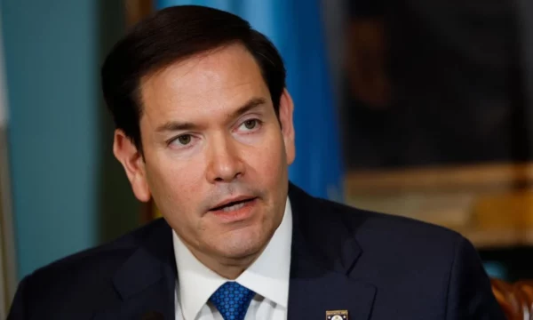 Rubio: Një marrëveshje SHBA-Iran është “e parealizueshme” nëse vendosen taksa në Ngushticën e Hormuzit