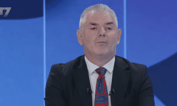Shala zbulon detaje: Vjosa Osmani bartëse e listës dhe kandidate për presidente, Abdixhiku për kryeministër
