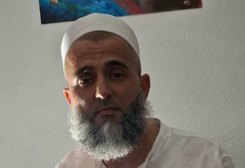 Ky është imami Gazmend Tahirovci, i cili mbeti i vrarë pas therjes në Dragash