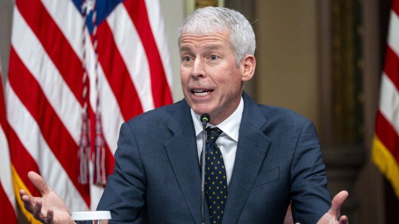 Sekretari amerikan i Energjisë: Trafiku në Ngushticën e Hormuzit vijon normalisht