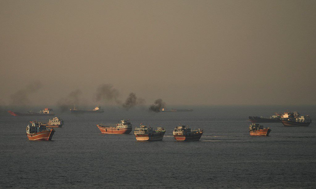 Rritet lëvizja e anijeve në Hormuz pas nënshkrimit të marrëveshjes SHBA-Iran