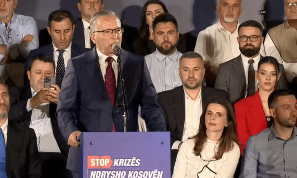 “I presim me padurim”, Hamza përmend Thaçin, Veselin, Krasniqin e Selimin