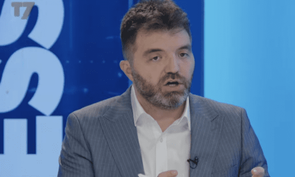 Sadiku: Bllokadat dhe zgjedhjet e shpeshta i konvenojnë Kurtit, sepse vazhdon të mbetet në pushtet
