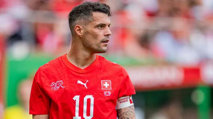 Xhaka i padiskutueshëm, Katari – Zvicra, formacionet zyrtare