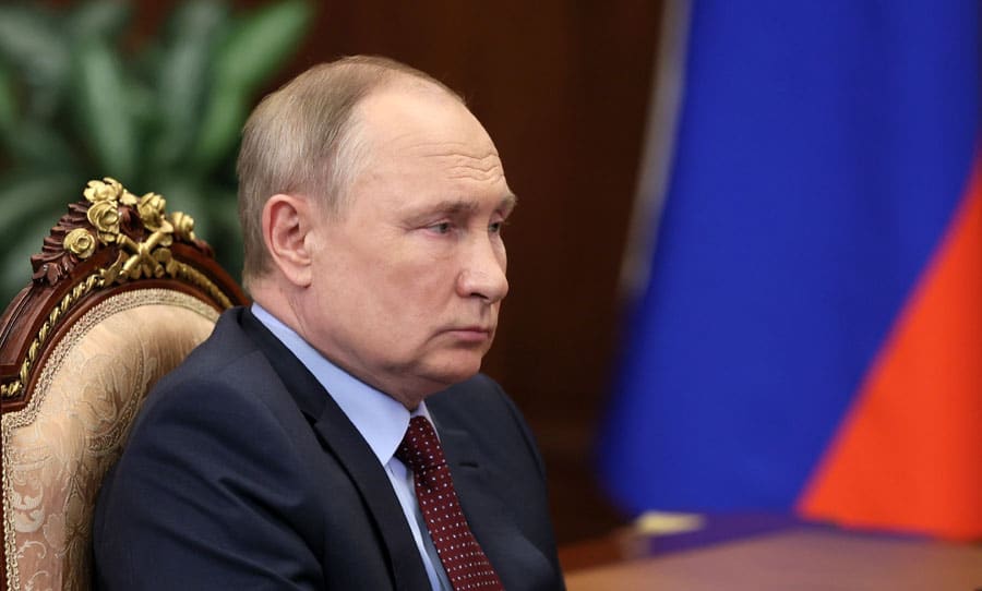 Putini thotë se Rusia është e gatshme për bisedime paqeje me Ukrainën