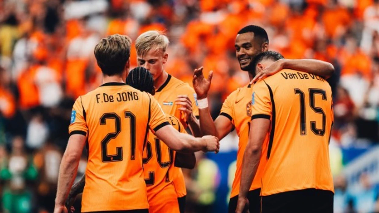 Holanda e demolon Suedinë