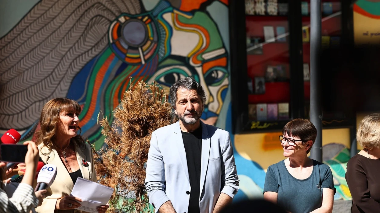 ​Inaugurohet murali “Çast”, nderohen viktimat e dhunës seksuale gjatë luftës