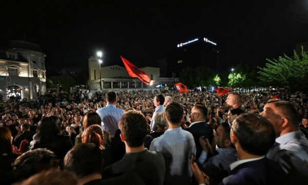 Një ditë pas zgjedhjeve, Kurti falënderon votuesit në Kosovë dhe mërgatë