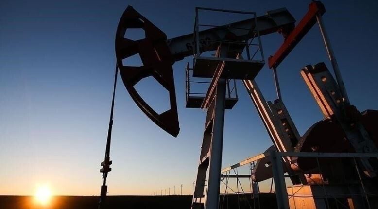 Bisedimet për paqe SHBA-Iran, bien çmimet globale të naftës