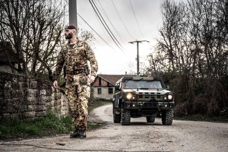 NATO: Zvogëlimi i trupave në Kosovë nuk prek marrëveshjet ekzistuese, përfshirë atë për dërgimin e FSK-së në Veri
