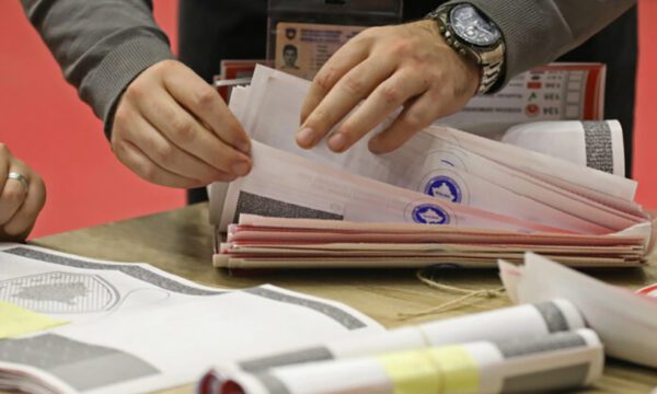 20% të numëruara: Kurti dyfishin e votave të Hamzës, kaq kanë marrë Vjosa Osmani dhe Ardian Gjini