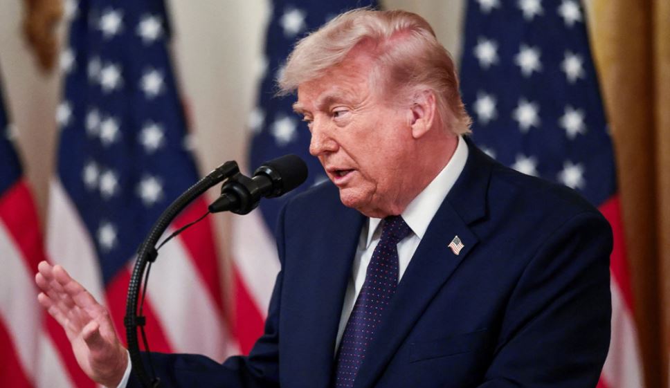 Trump: Anijet kanë filluar të lëvizin nga Ngushtica e Hormuzit, shumë prej tyre të ngarkuara me naftë