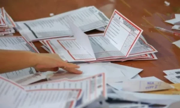 KQZ: Numërimi përfundon në 28 komuna, vazhdon në Prishtinë, Prizren, Ferizaj e shtatë komuna tjera