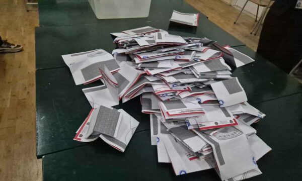 Numërohen mbi 96% e votave të rregullta, këto janë rezultatet sipas të dhënave të KQZ-së