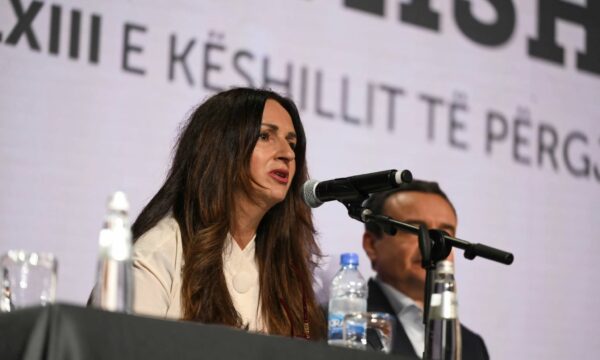 Nagavci thotë se qëndroi 10 ditë në spital dhe i falënderon mjekët e Infektivës: U riktheva në shtëpi