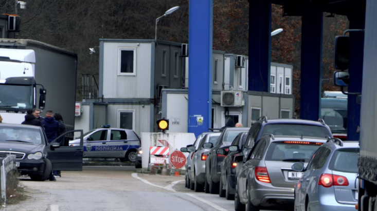 Qetësi në kufijtë e Kosovës, pritjet deri në pesë minuta