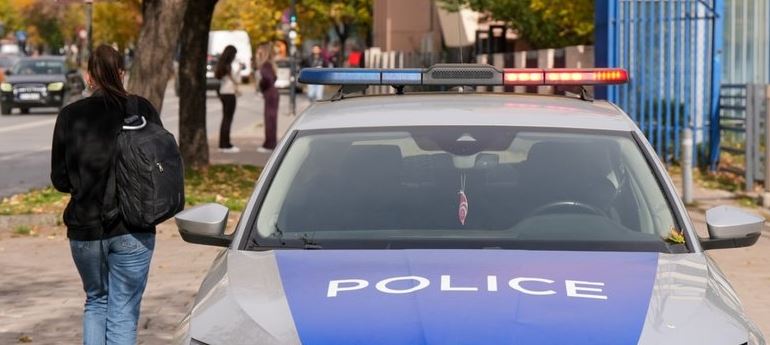 E tmerrshme: Djali rrah babanë dhe vëllanë në Prishtinë