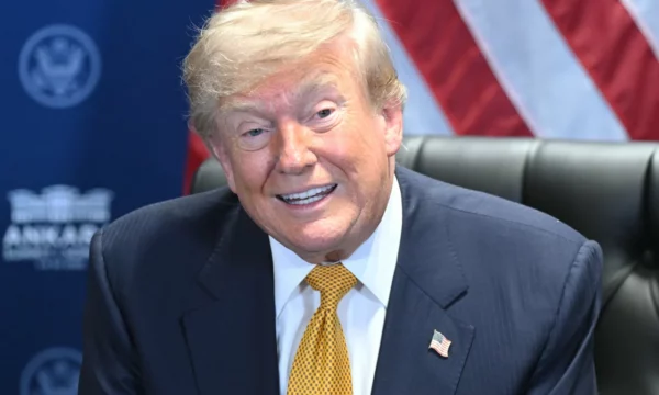 Trump “shpall” rikthimin në luftë: Marrëveshja me Iranin mori fund, humbje kohe të merresh me ta me diplomaci