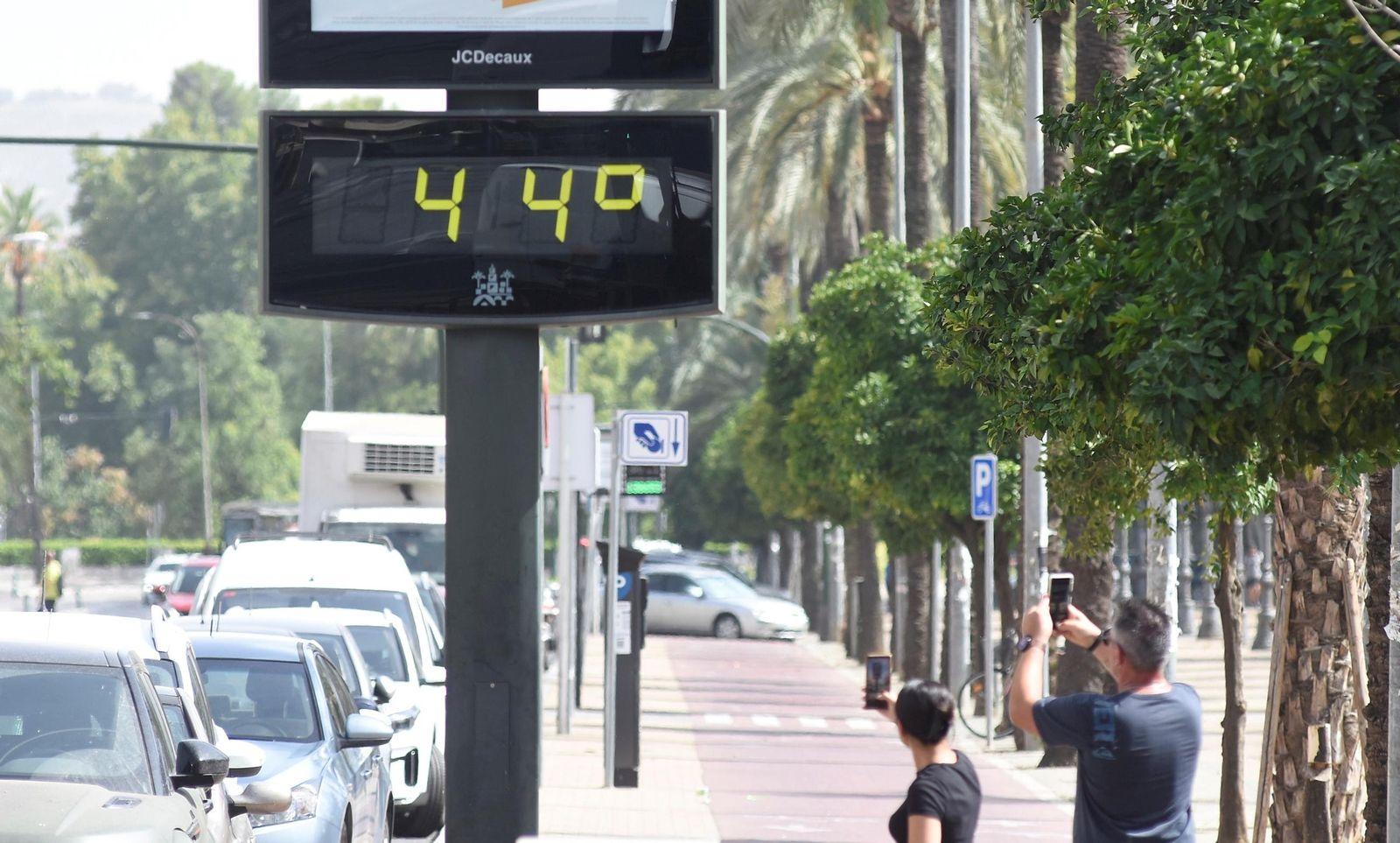 Të premten Spanja “përvëlohet”, temperaturat mund të shkojnë deri në 44 gradë Celsius