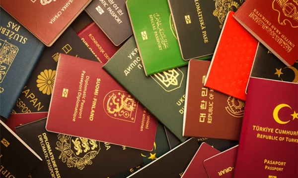 Pasaportat më të fuqishme në botë për 2026: Kosova renditet në vendin e 60-të