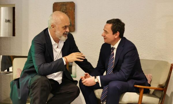Edi Rama: Po të kishte kamera në takimet e mia me Albin Kurtin do habitej dynjaja, qëllimet i kemi të njejta por metodat e ndryshme