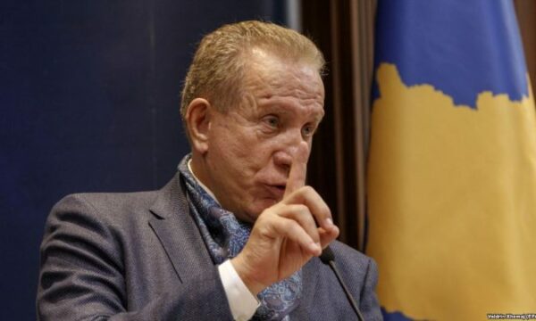 Pacolli i reagon Zelenskyt: Kosova u tregua solidare, për keqardhje qëndrimi juaj