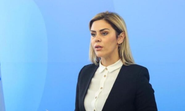 Lajmi i rremë i Elvis Hoxha për Time Kadriajn, Deliu: Heshtja e Kurtit më nuk është thjesht heshtje