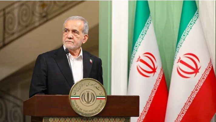 Presidenti i Iranit i kërkon Trumpit të shmangë krijimin e trazirave: Dialogu mund të zgjidhë problemet